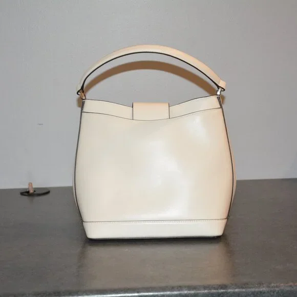 Kate Spade Reegan meringue (cream colored) smooth leather purse - Picture 3 of 4